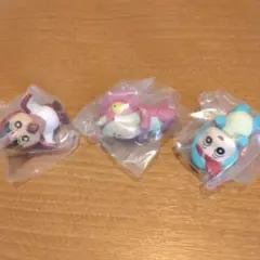 クレヨンしんちゃん恐竜日記ならぶんですガチャガチャ3点セット。