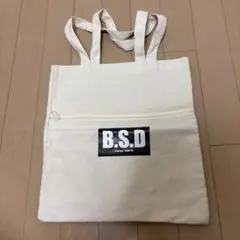 B.S.D ジッパーポケット付きトートバッグ