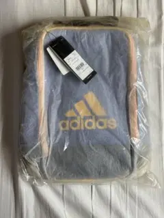adidas バッグ BDE77 ブルー/ゴールド 18x31x12cm　未開封