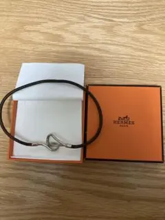 エルメスチョーカー
