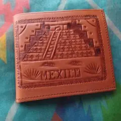 メキシコのピラミッド 二つ折り財布