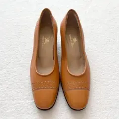 美品　TANINO CRISCI タニノクリスチー パンプス
