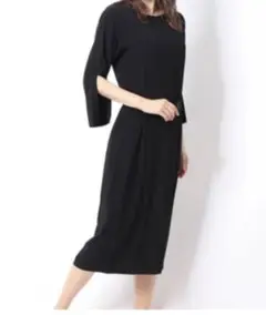 【美品】未使用★ブラックロングワンピース フレアスリーブ