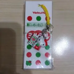 超レア　ハローキティ×ヤクルトミルミル　非売品　根付