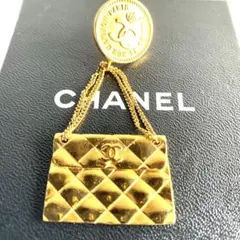 CHANEL シャネル ブローチ マトラッセ チェーンバッグ ココマーク 刻印