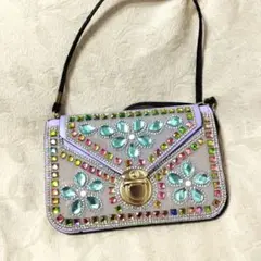 Item thumbnail for item d50fc9b2-8a2f-40a9-b8eb-91b0d047c4fc