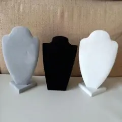 Item thumbnail for item 95192533-7a76-4e69-bbba-f03db95caa9c