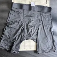 UNIQLO グレー スポーツショーツ Lサイズ　２枚