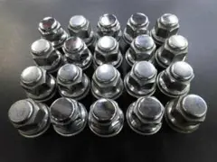 トヨタ 純正ナット 20個です。