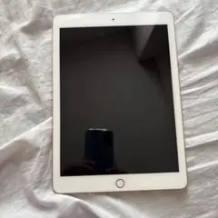 iPad ゴールド 本体