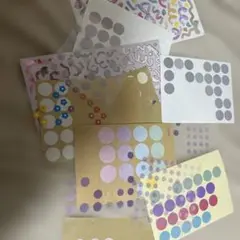 カラフルな円形と花のステッカーセット
