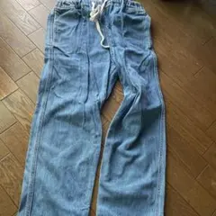 デニムパンツ