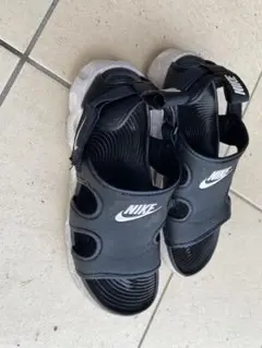 NIKE サンダル　ブラック