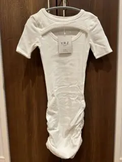 Y.R.Z. ホワイト ミニワンピース 半袖