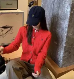 赤いニットカーディガン 長袖す