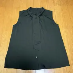 【美品】UNIQLO ボウタイブラウス ノースリーブ S 黒