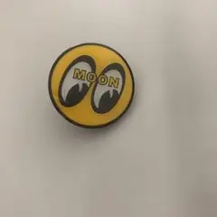 MOONEYES ピンバッジ　800円→