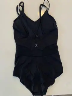 Zarelyレオタード Vネック