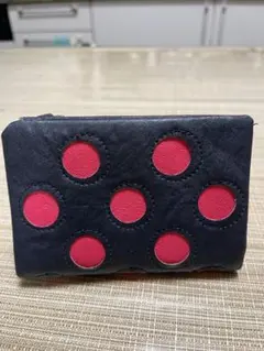 ネイビーとピンクのドット二つ折り財布　合皮