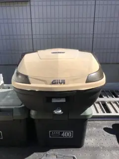 Item thumbnail for item f96ba67c-24c3-42a0-9ec6-51ccb1db5db0