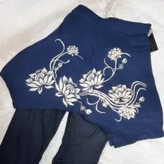 ❤️希少限定❤️新品⚜ロータス柄⚜ミニスカート 濃紺 綿 アジアン 抜染 ハス 蓮