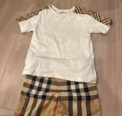 Burberry Tシャツ　128 キッズ　子供