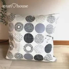 モノトーン系✩︎⡱シンプルな北欧柄のクッションカバー