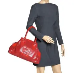 FENDI レッド パーフォレイテッド パテントレザー デジュール トートバッグ