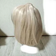 コスプレウィッグ　専用ネットとクシ付き　金髪