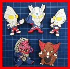 ウルトラマンクロックスジビッツ5点