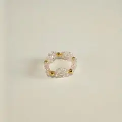 ピンクビーズリング ゴールドアクセント