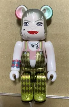 ベアブリック ハーレイクイン フィギュア