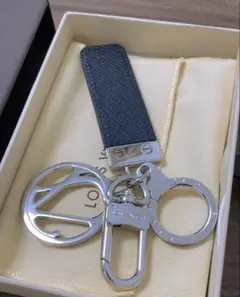 Item thumbnail for item 7b073c8d-f80b-40a7-8b17-c566683f170a