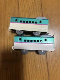 プラレール　E5系新幹線　はやぶさ　中間車2両