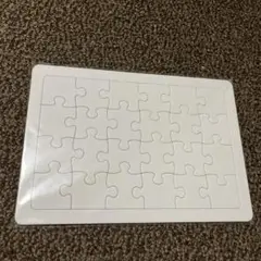 ホワイト 24ピース ジグソーパズル
