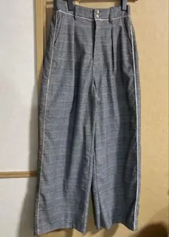 フェリシモ イディット　グレー チェック柄 ワイドパンツ　裏地付きです　M