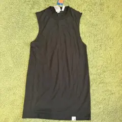 adidas 黒 タンクトップ