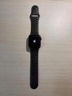 Apple Watch SE 40mm(NIKEコラボ)/バンド/専用充電器