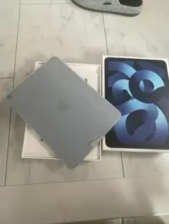 【美品】Apple iPad Air第5世代 3M9E3J/A 64GBブルー