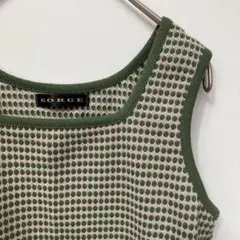 トップス　タンクトップ　ゴージGORGE ドット　グリーン　ベージュ　きれい
