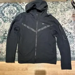 Nike テックフリース ジップアップ パーカー