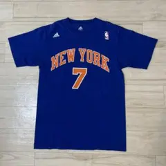 アディダス　バックプリントTシャツ