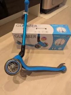 GLOBBER PRIMO 青 キックボード