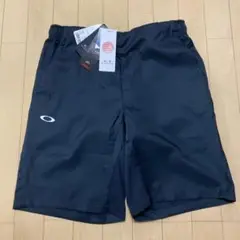 【新品未使用!!】 OAKLEY ハーフパンツ　XL ブラック