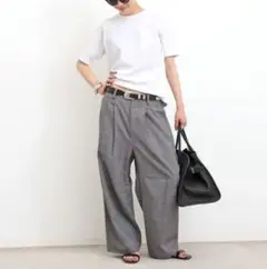 アパルトモン　Beautiful　T-Shirt　レディース　カットソー　5分袖