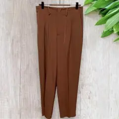 UNIQLO ユニクロ ドレープリラックステーパードアンクルパンツ M タック