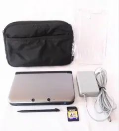 【美品】ニンテンドー3DS LL シルバー × ブラック+α