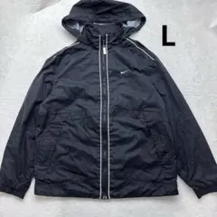 NIKEナイキ　フード付きナイロンジャケット　ブラック　Lサイズ