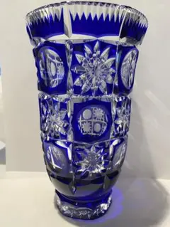 POLONIA ポロニア花瓶　ブルー切子 POLONIA 花瓶 ブルー切子 - メルカリ