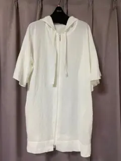 トゥービーシック ロングパーカー